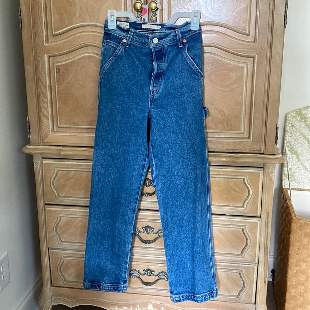 Levi straight leg jeans